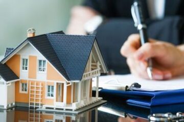 Real Estate Business in Hindi